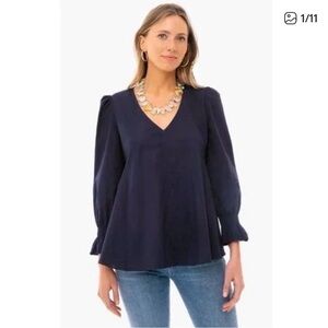 Tuckernuck Pomander Place Navy Easton Blouse NWOT (XS)
